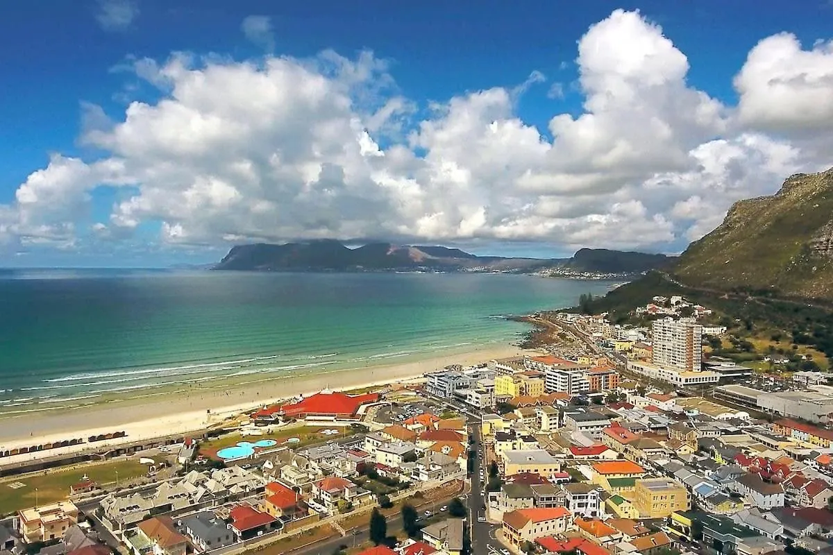Seaside Loft Muizenberg Apartment South Africa